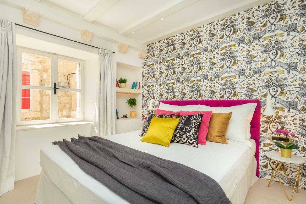 Old Town House With Floor Heating & Lush Private Garden Βίλα Ντουμπρόβνικ Εξωτερικό φωτογραφία