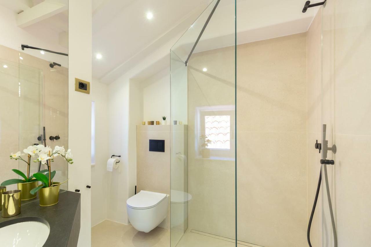 Old Town House With Floor Heating & Lush Private Garden Βίλα Ντουμπρόβνικ Εξωτερικό φωτογραφία