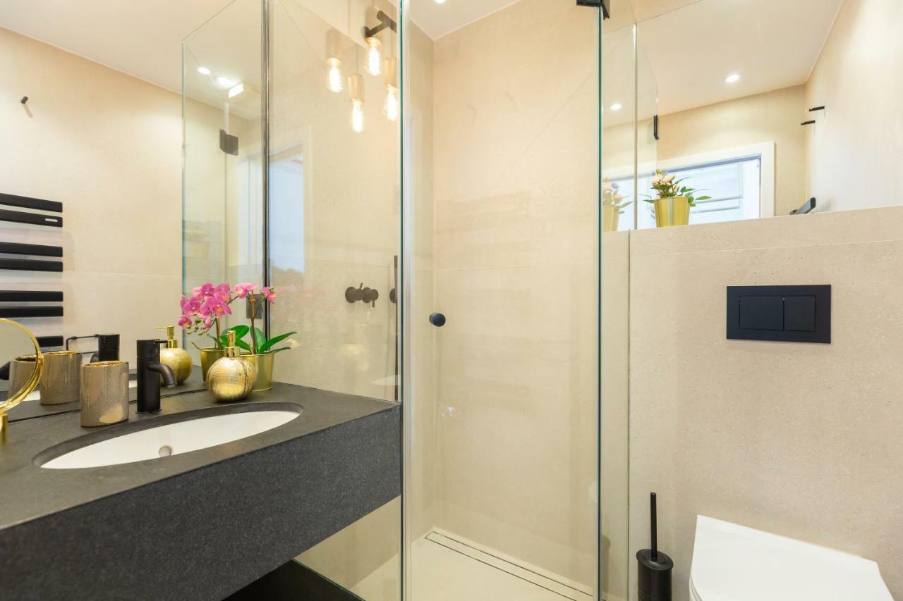 Old Town House With Floor Heating & Lush Private Garden Βίλα Ντουμπρόβνικ Εξωτερικό φωτογραφία